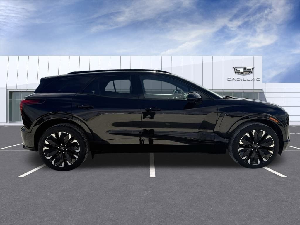 Used 2024 Chevrolet Blazer EV RS with VIN 3GNKDCRJ5RS100053 for sale in Fishers, IN