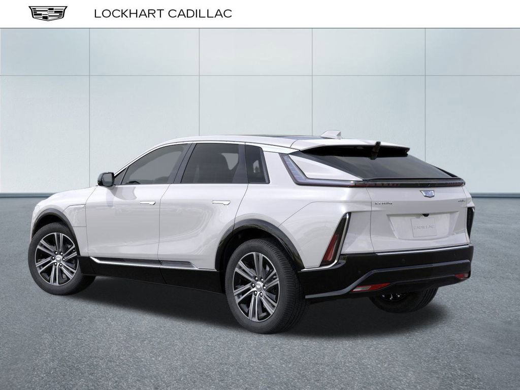 2025 Cadillac Lyriq Luxury photo 3