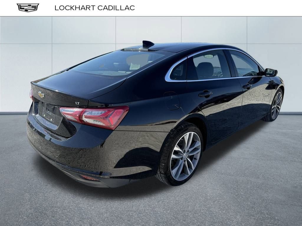 2024 Chevrolet Malibu Premier 2LT photo 2