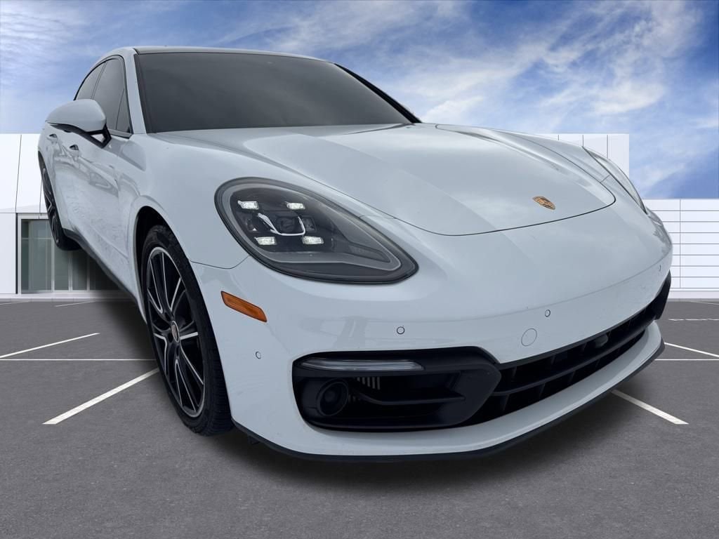2023 Porsche Panamera Platinum Edition