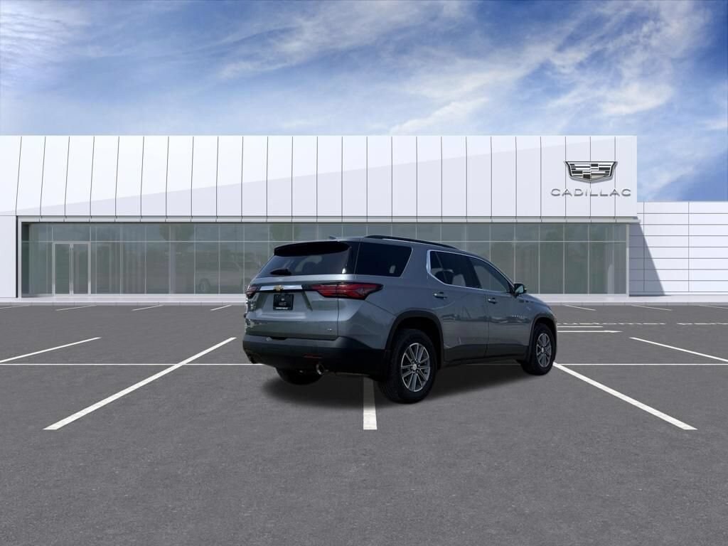 Used 2023 Chevrolet Traverse LT Cloth SUV