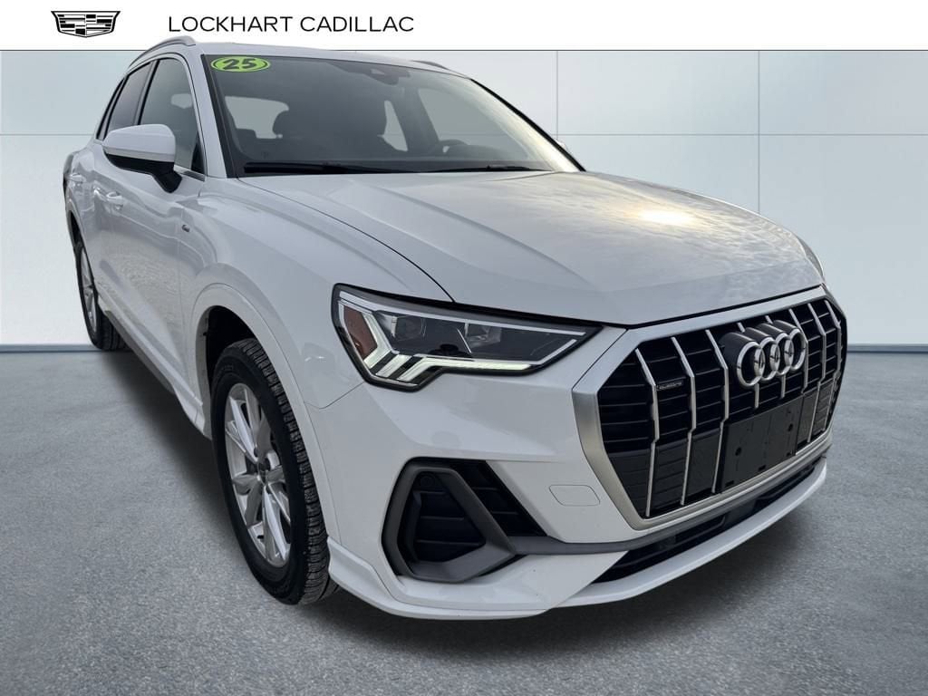 2025 Audi Q3 S Line Premium's photo