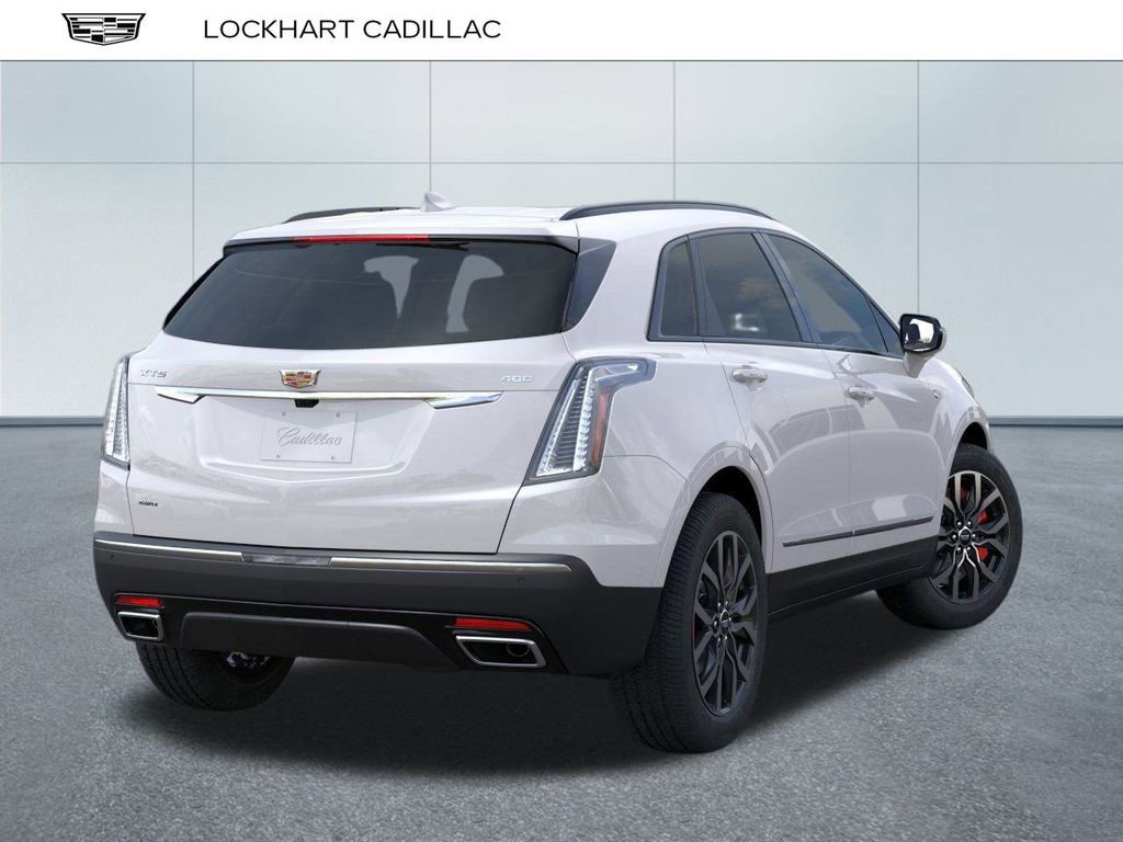 2025 Cadillac XT5 Sport photo 4