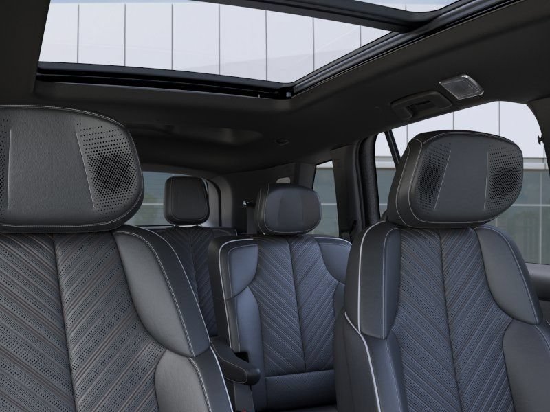 2027 Cadillac VISTIQ Platinum - Photo 24