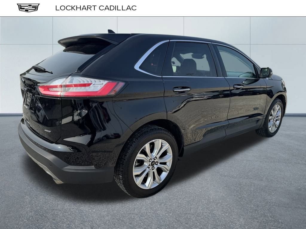 2024 Ford Edge Titanium photo 3