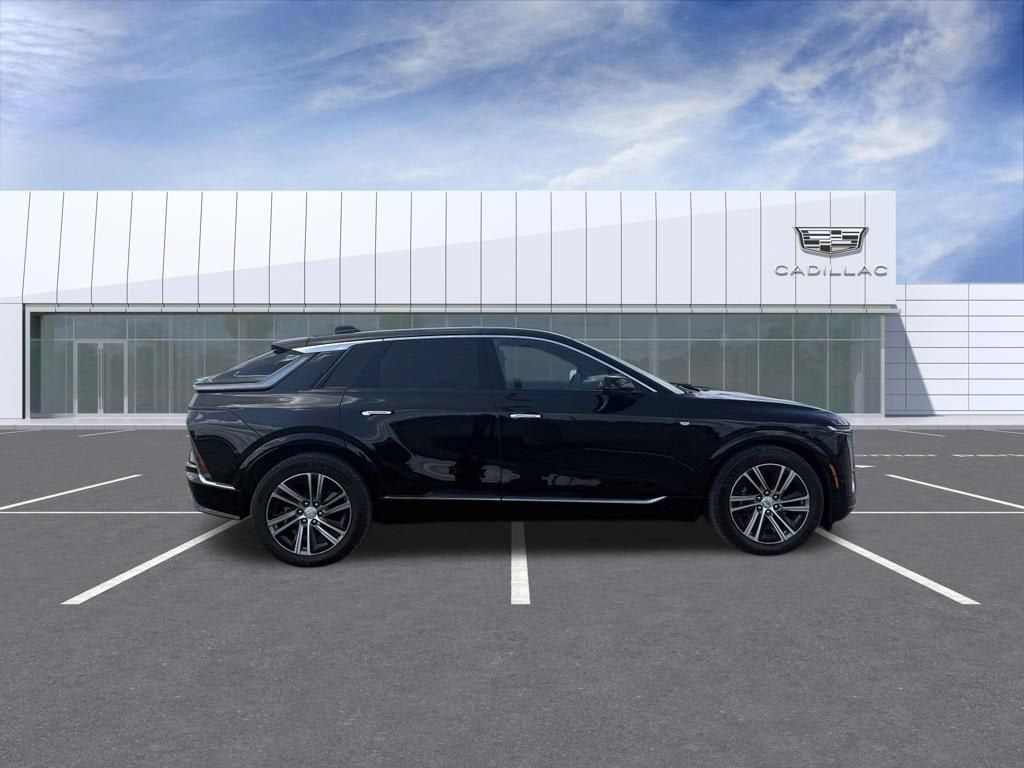Certified 2024 CADILLAC LYRIQ Luxury 1 SUV