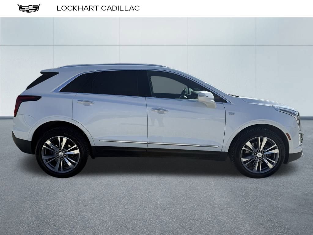 2020 Cadillac XT5 Premium Luxury photo 2