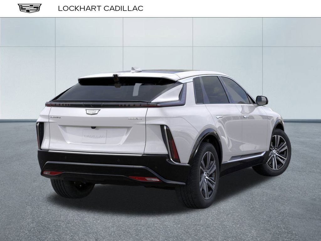 2025 Cadillac Lyriq Luxury photo 4