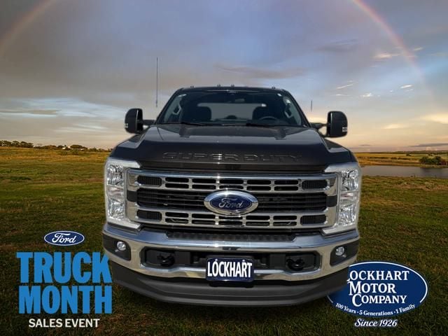 2025 Ford F-250 Super Duty XLT - Photo 2