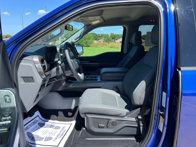 2026 Ford F-150 XLT - Photo 13
