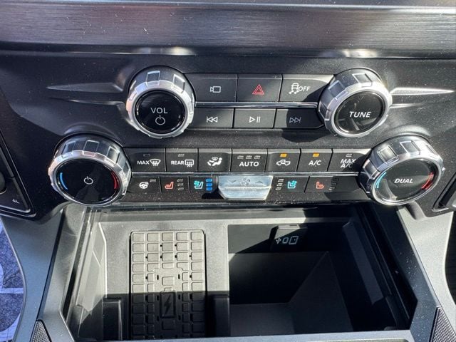 2026 Ford F-250 Super Duty Lariat - Photo 17