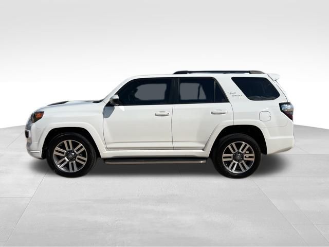 2023 Toyota 4Runner TRD Sport photo 3