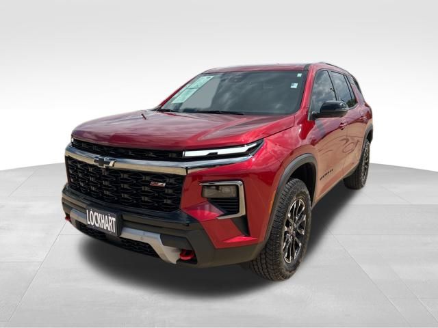 2024 Chevrolet Traverse Z71 photo 2