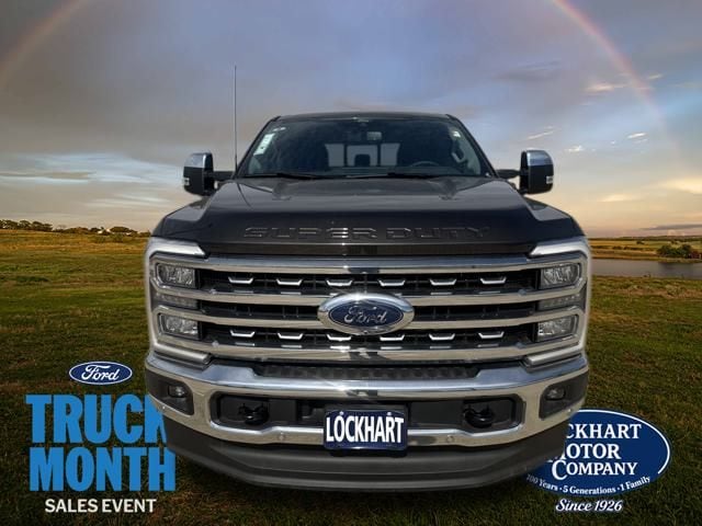 2025 Ford F-250 Super Duty Lariat - Photo 2