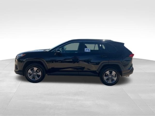 Used 2024 Toyota RAV4 XLE with VIN 2T3W1RFV5RW323547 for sale in Lockhart, TX