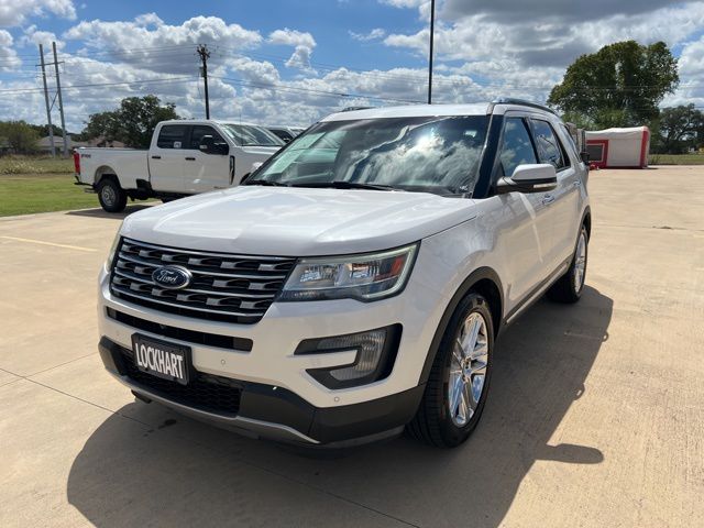2017 Ford Explorer Limited photo 2