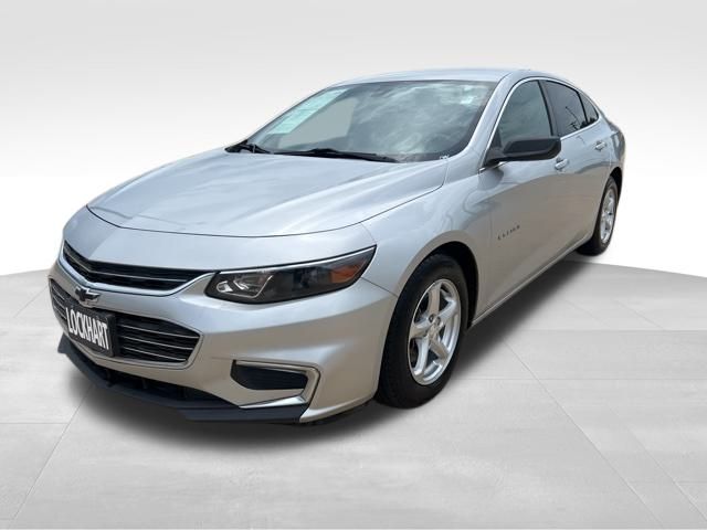 2017 Chevrolet Malibu LS photo 3