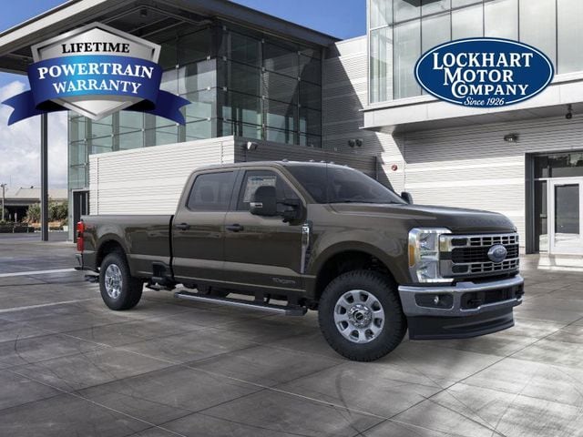 2025 Ford F-350 Super Duty XLT's photo