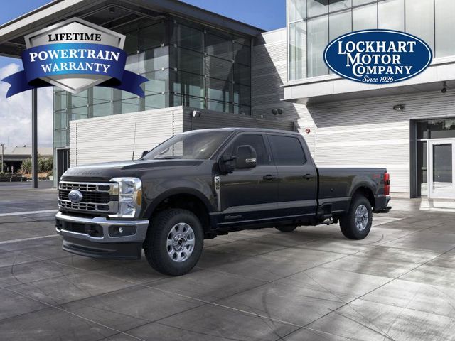 2025 Ford F-350 photo 2