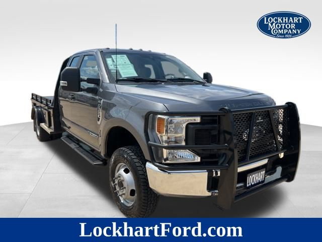 2022 Ford F-350 Super Duty Chassis Cab XL