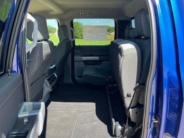 2026 Ford F-150 XLT - Photo 18