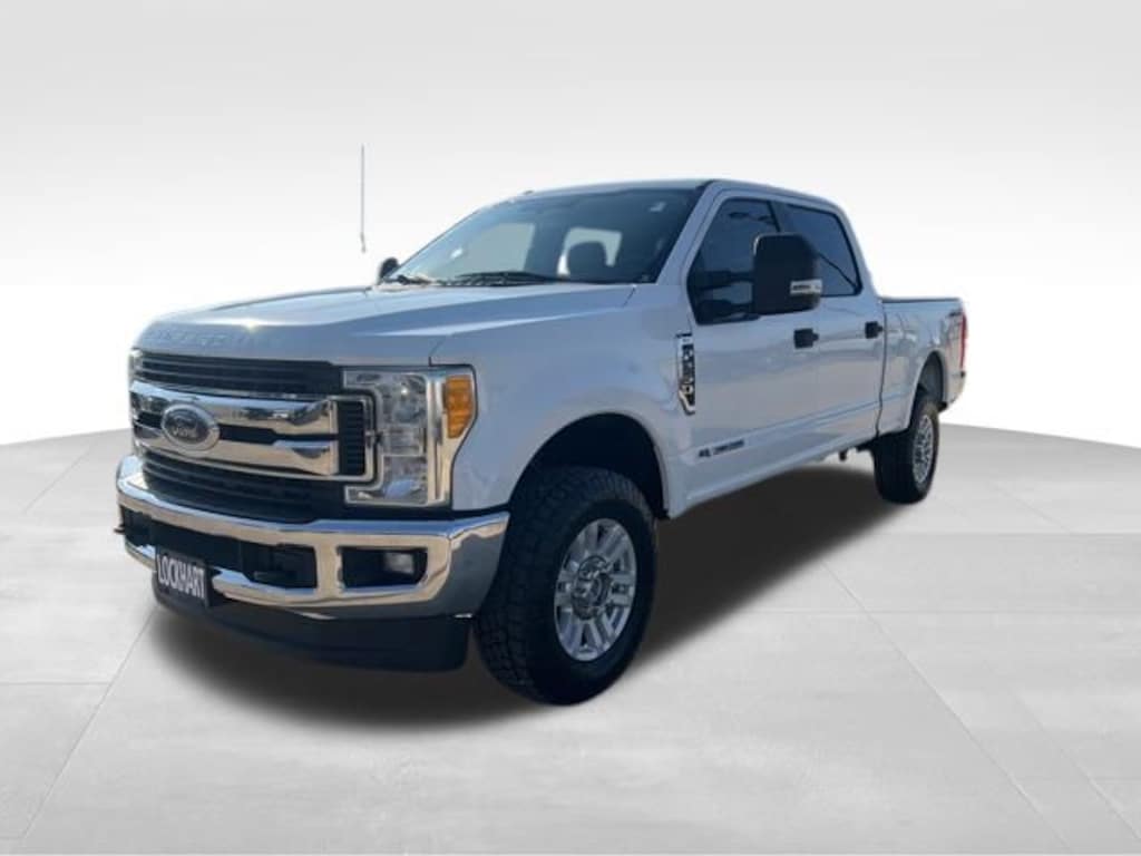 Used 2017 Ford F-250  Truck Crew Cab