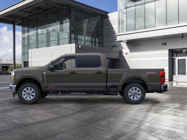 2025 Ford F-250 XLT photo 4