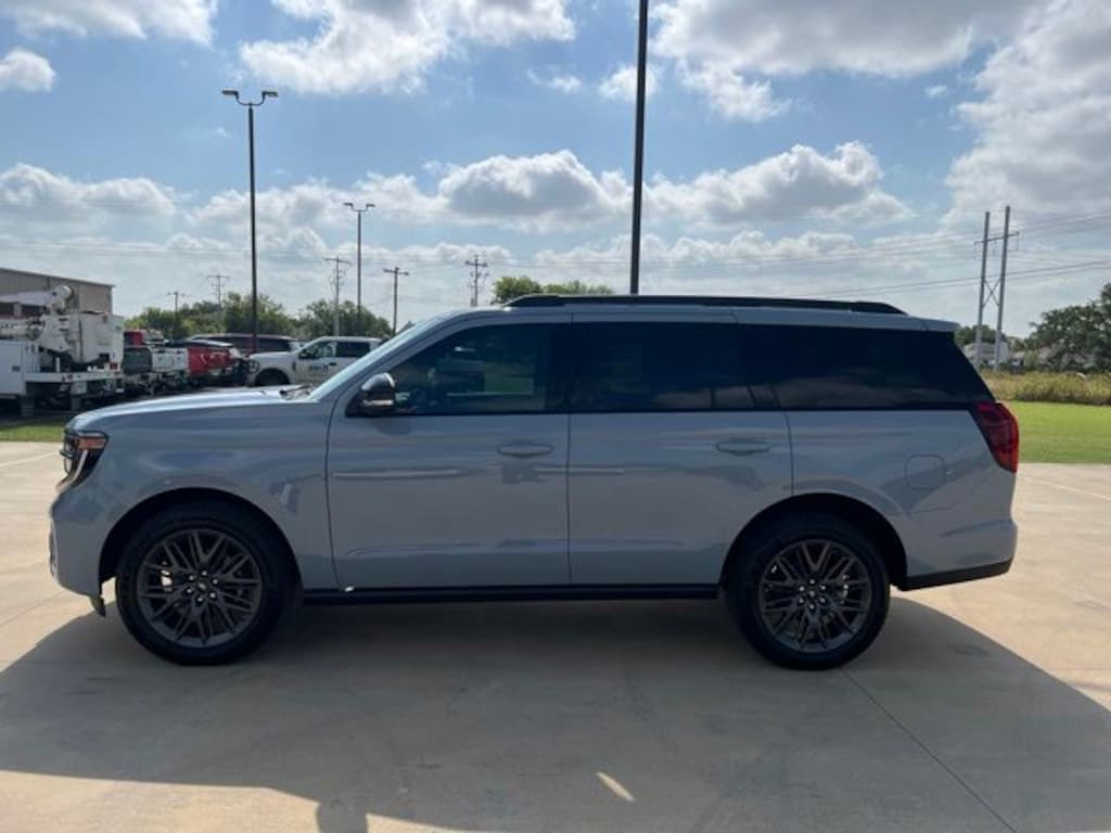 New 2027 Ford Expedition Platinum SUV