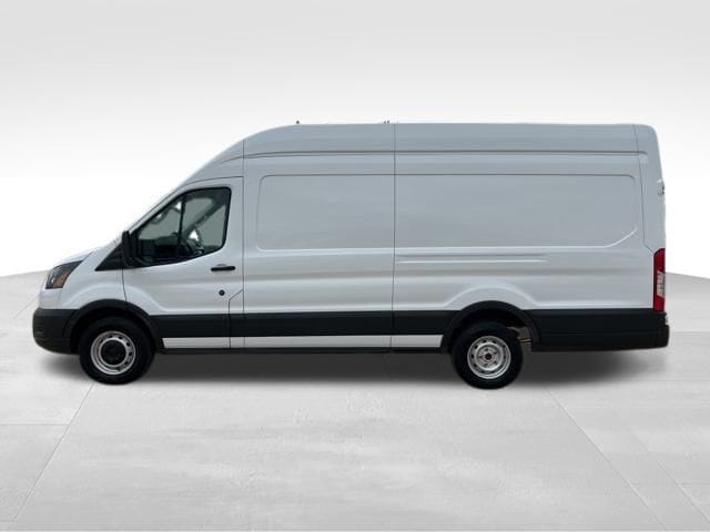 Used 2023 Ford Transit Van Base with VIN 1FTBR3X84PKA07625 for sale in Lockhart, TX