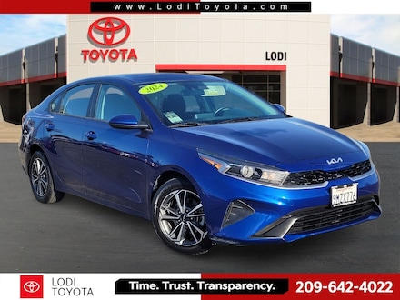 2024 Kia Forte LXS Sedan