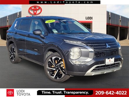 2024 Mitsubishi Outlander SE SUV