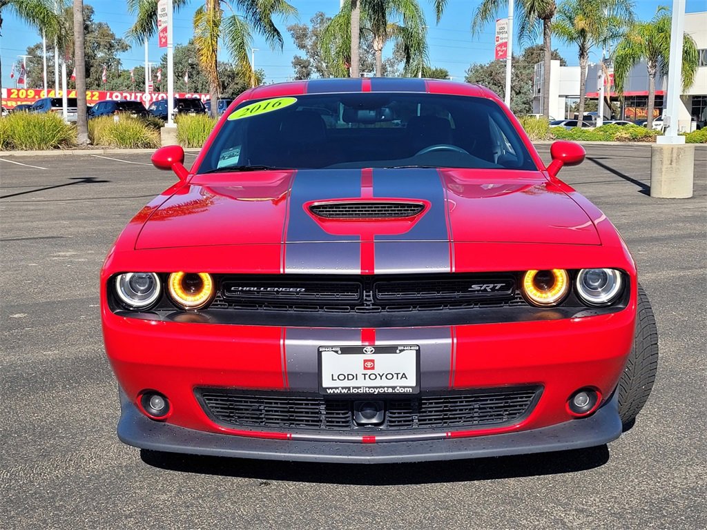 2016 Dodge Challenger SRT8 392 photo 2