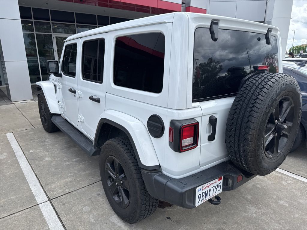 2022 Jeep Wrangler Unlimited Sahara Altitude photo 3