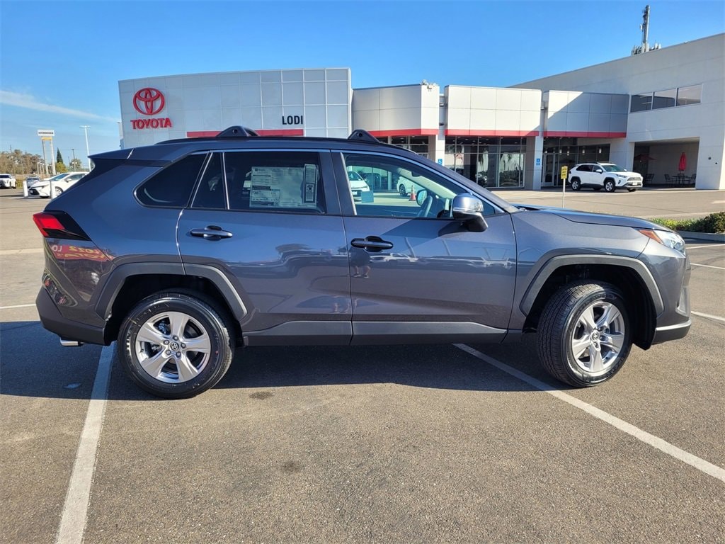 New 2025 Toyota RAV4 XLE SUV