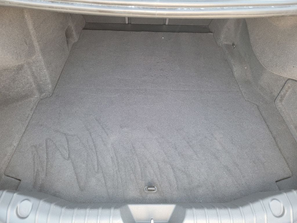 2019 Jaguar XF 25t Prestige photo 3