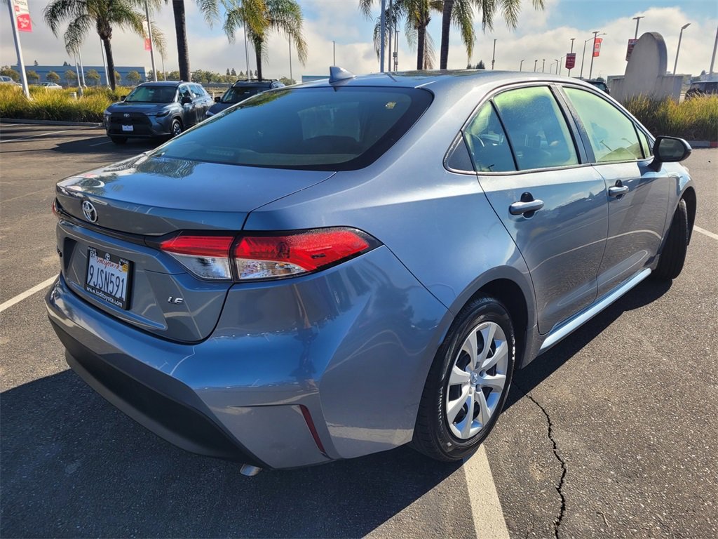 2024 Toyota Corolla LE photo 4