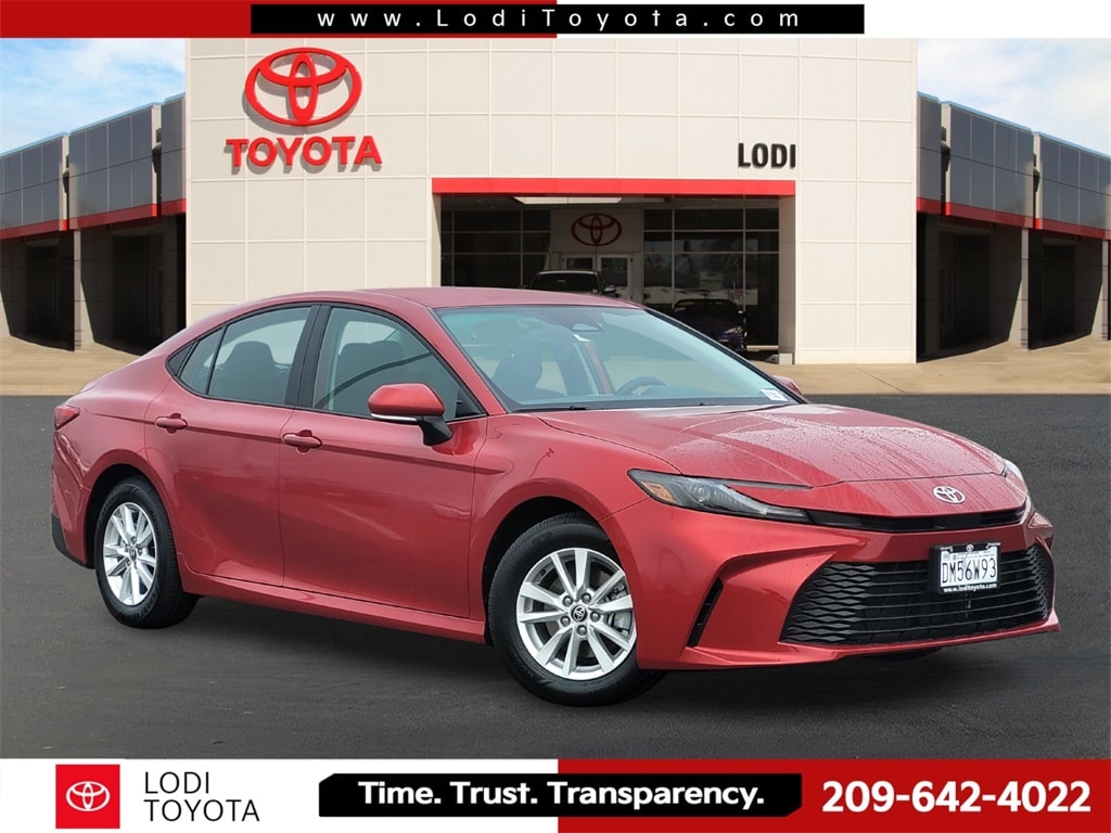 2025 Toyota Camry Sedan 