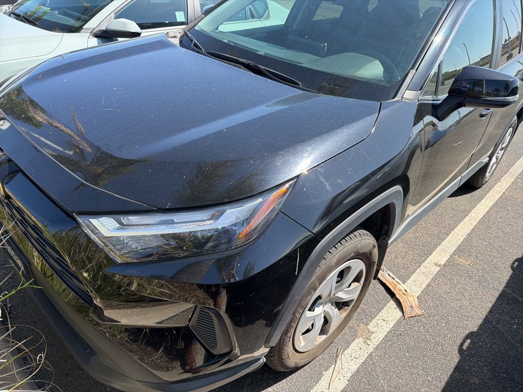 2024 Toyota RAV4 LE photo 2