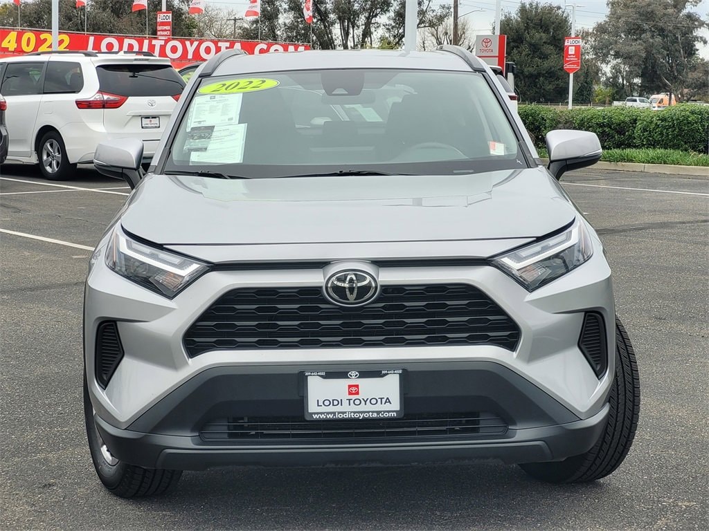 Used 2022 Toyota RAV4 XLE with VIN 2T3W1RFV3NW191253 for sale in Lodi, CA