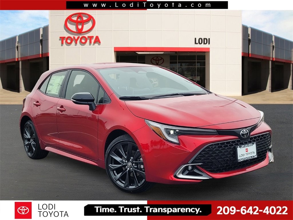 2026 Toyota Corolla Hatchback XSE's photo