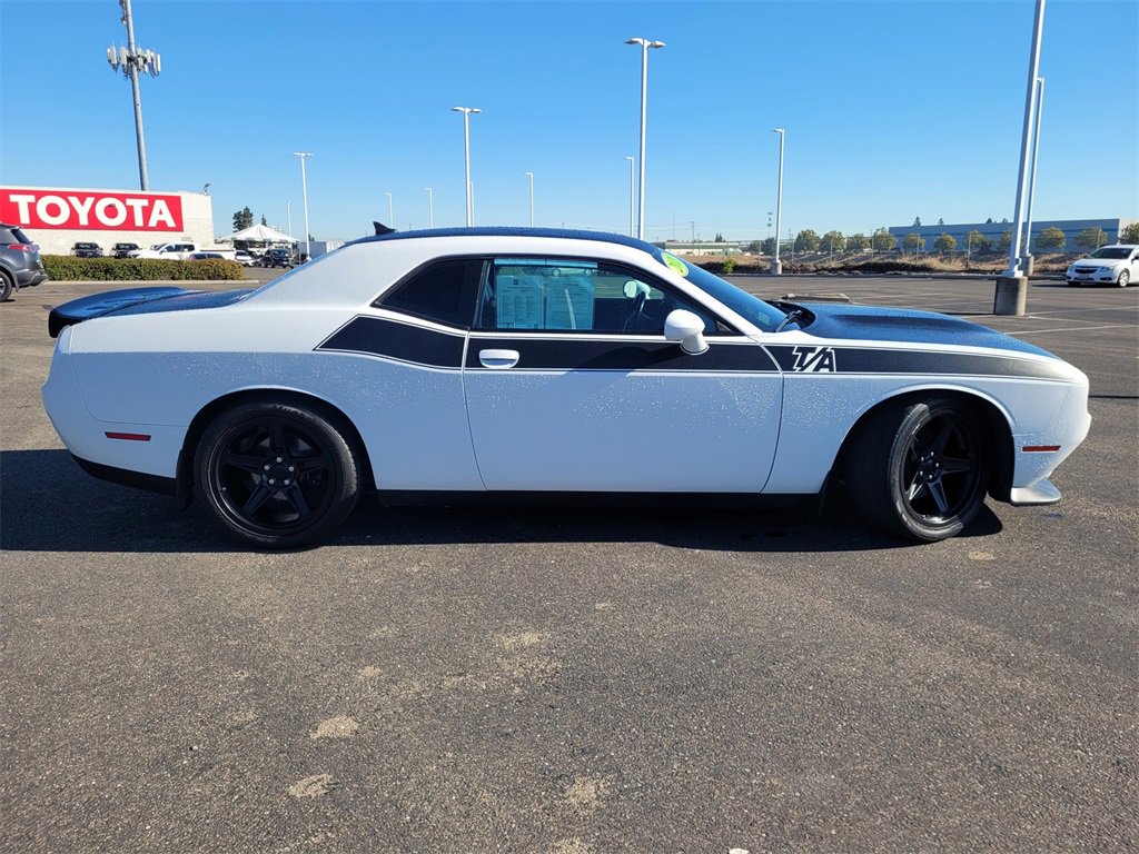 2020 Dodge Challenger R/T photo 3