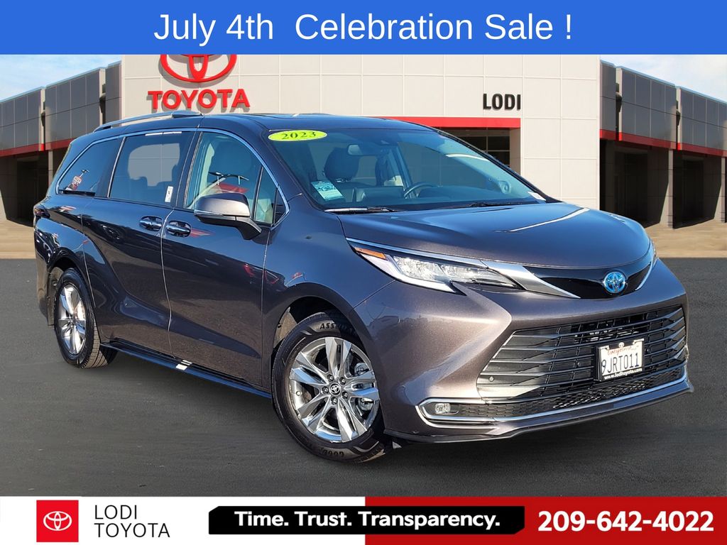 2023 Toyota Sienna