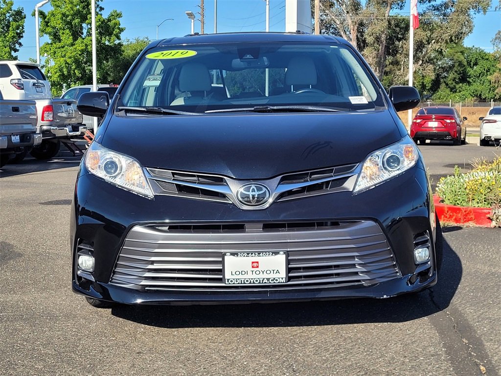 Used 2019 Toyota Sienna XLE Premium with VIN 5TDYZ3DC1KS009756 for sale in Lodi, CA