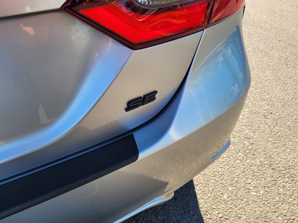 2023 Toyota Camry SE photo 5