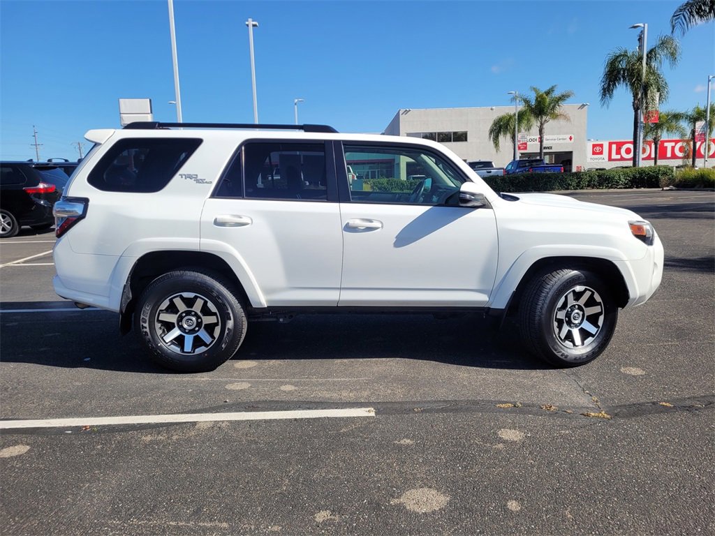2021 Toyota 4Runner TRD Off-Road Premium photo 4