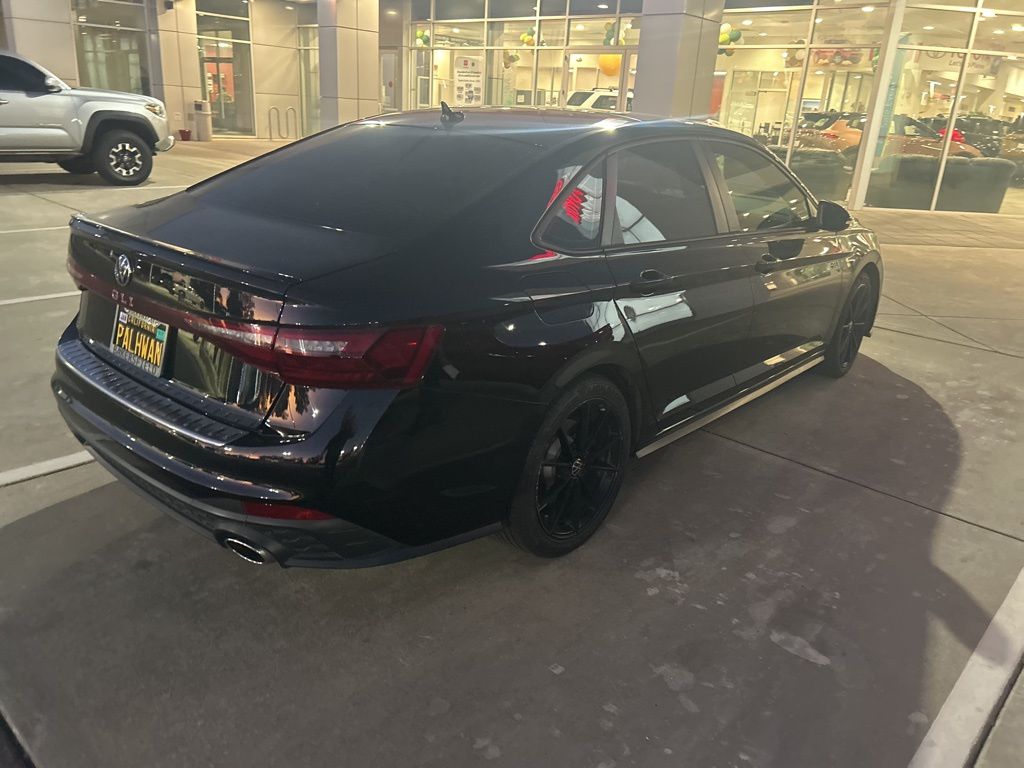 2025 Volkswagen Jetta GLI 2.0T Autobahn photo 4