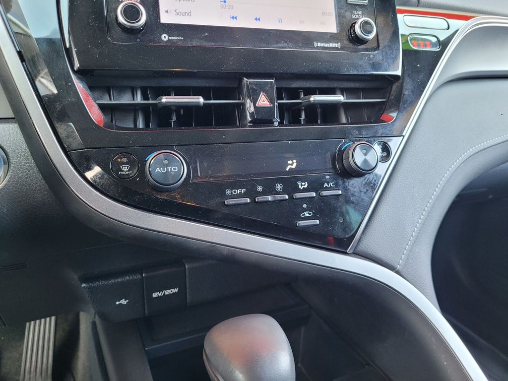 2023 Toyota Camry SE - Photo 15
