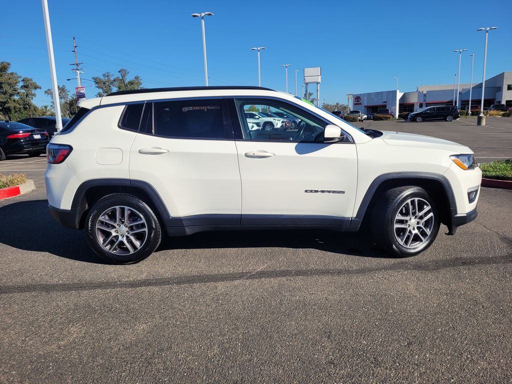 Used 2018 Jeep Compass Latitude with VIN 3C4NJCBB8JT414330 for sale in Lodi, CA