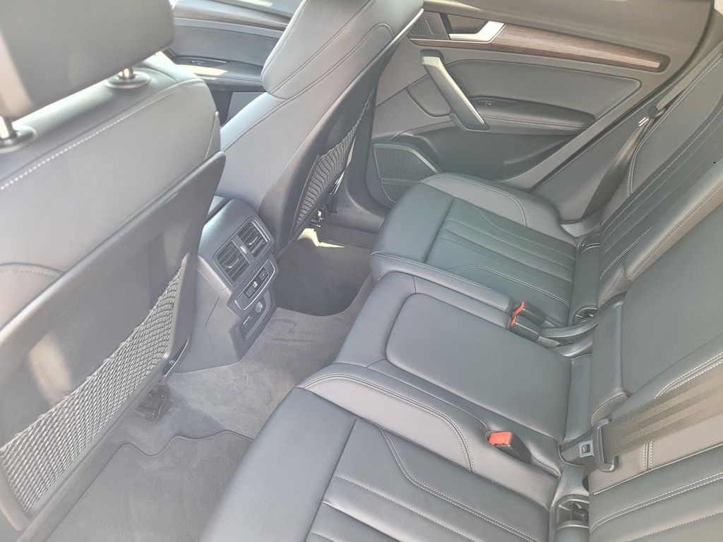 2024 Audi Q5 Premium Plus - Photo 11
