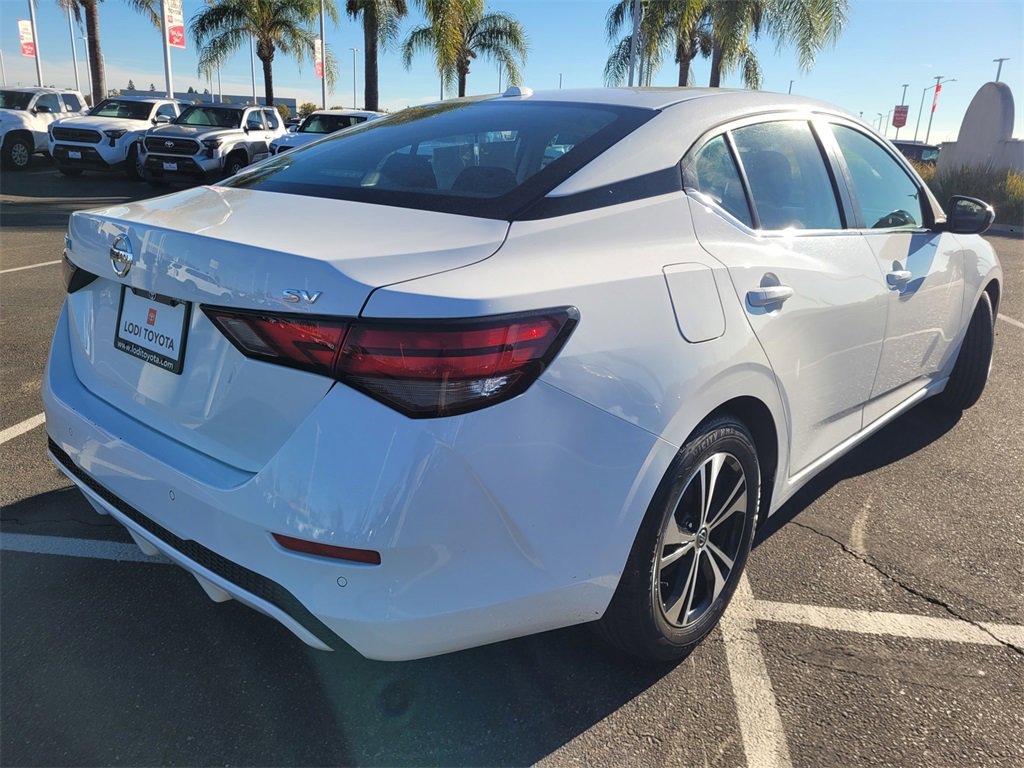 2022 Nissan Sentra SV photo 4
